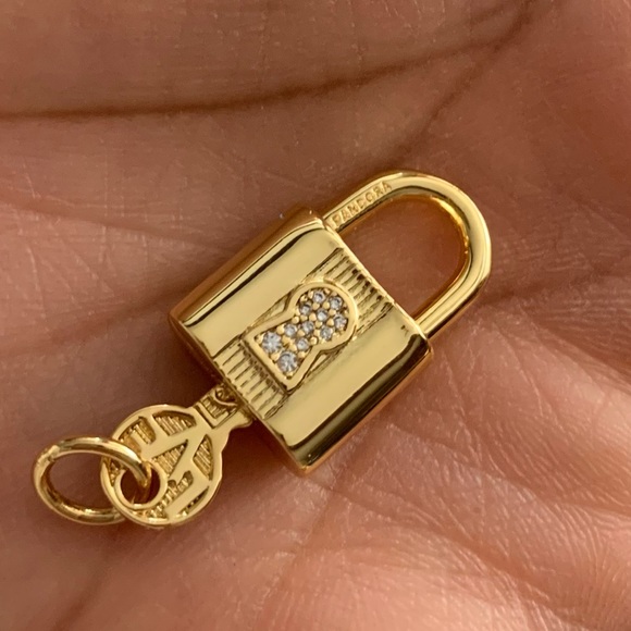 NWOT Padlock and Key CZ Dangle Charm Sterling Silver 925 - Picture 8 of 13